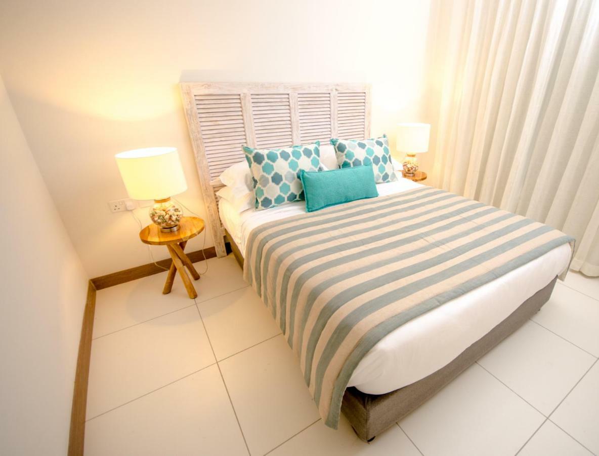 L'Escale 3 Bedrooms Sea View And Beachfront Suite By Dream Escapes タマラン エクステリア 写真